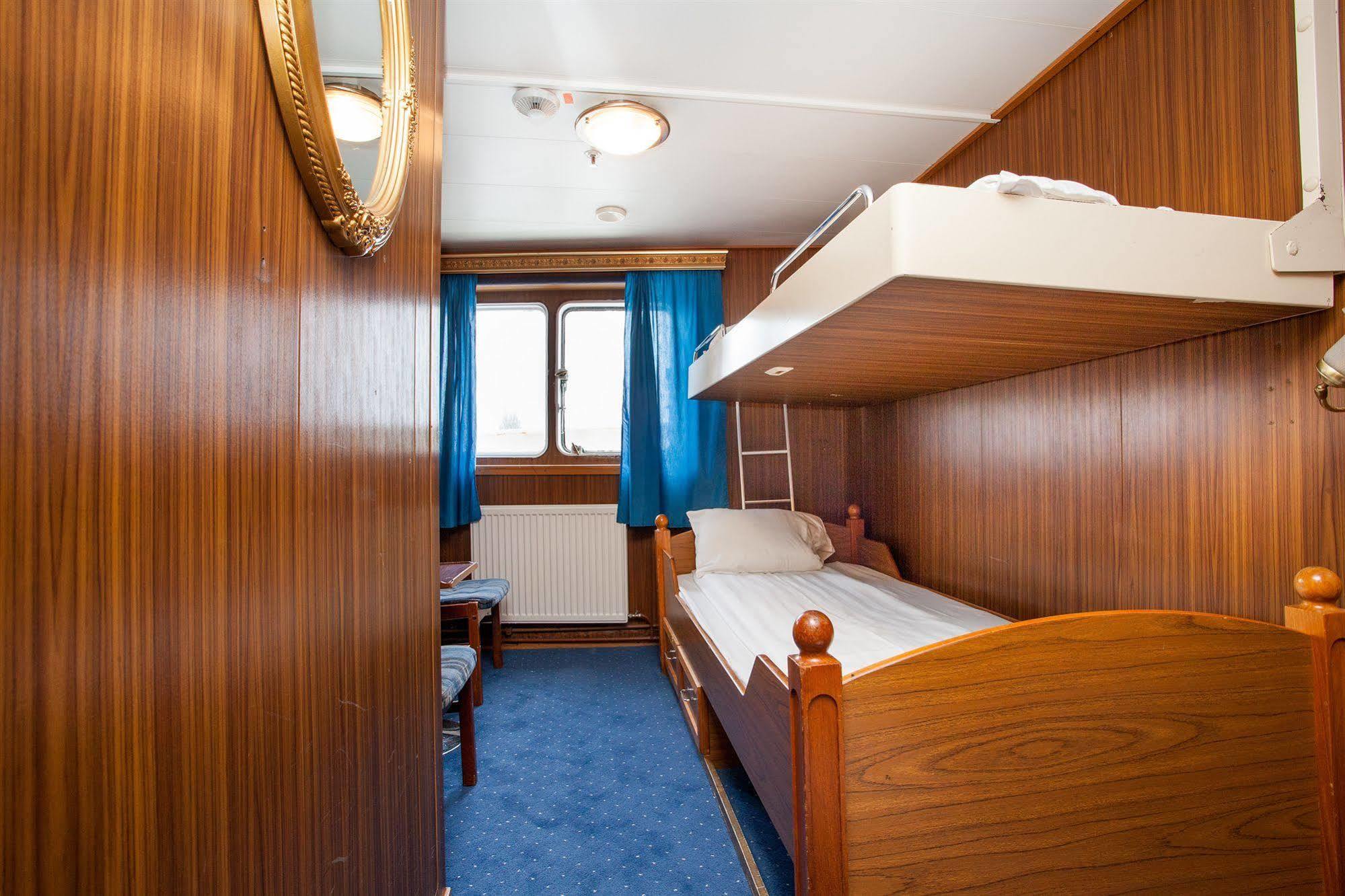 M/S Birger Jarl - Hotel & Hostel Stockholm Eksteriør billede