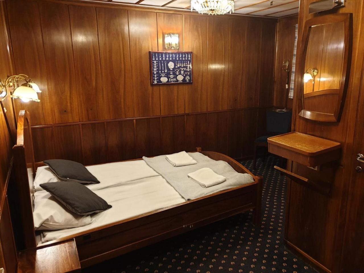 M/S Birger Jarl - Hotel & Hostel Stockholm Eksteriør billede